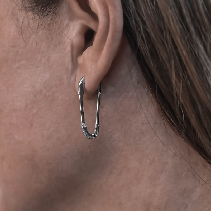 Safety pin earrings (E-4051)